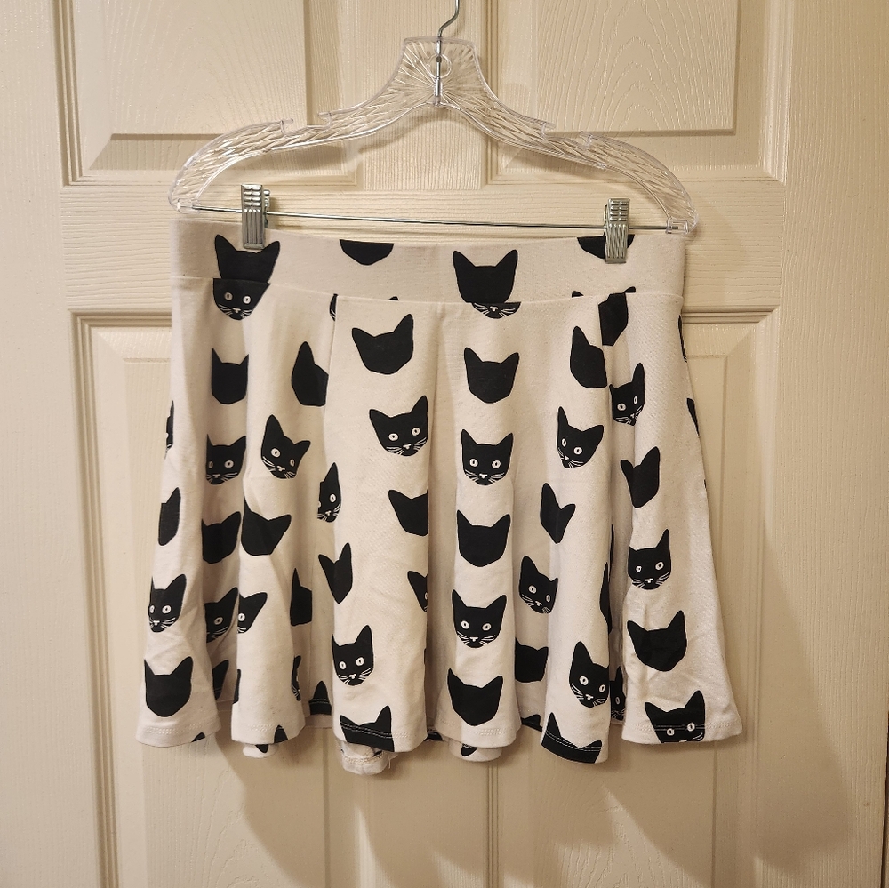 Black and Cream Cat Print Skirt
